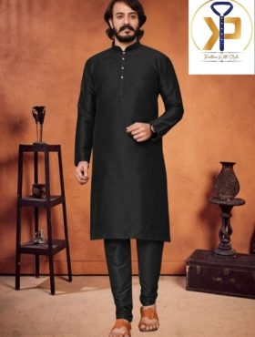 BlackKurtaPyjamaSet.jpg